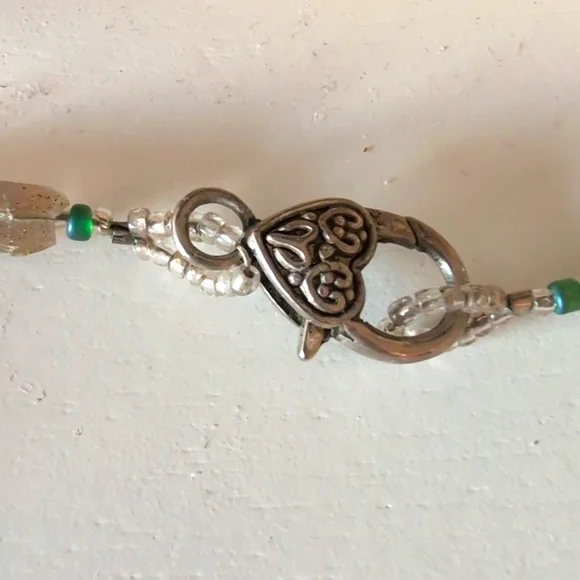 Boho Green Stone Necklace - Picture 2 of 4